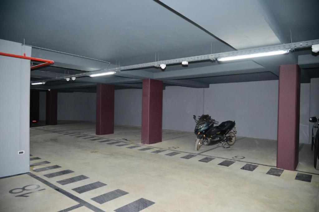 Terrace Apartment *